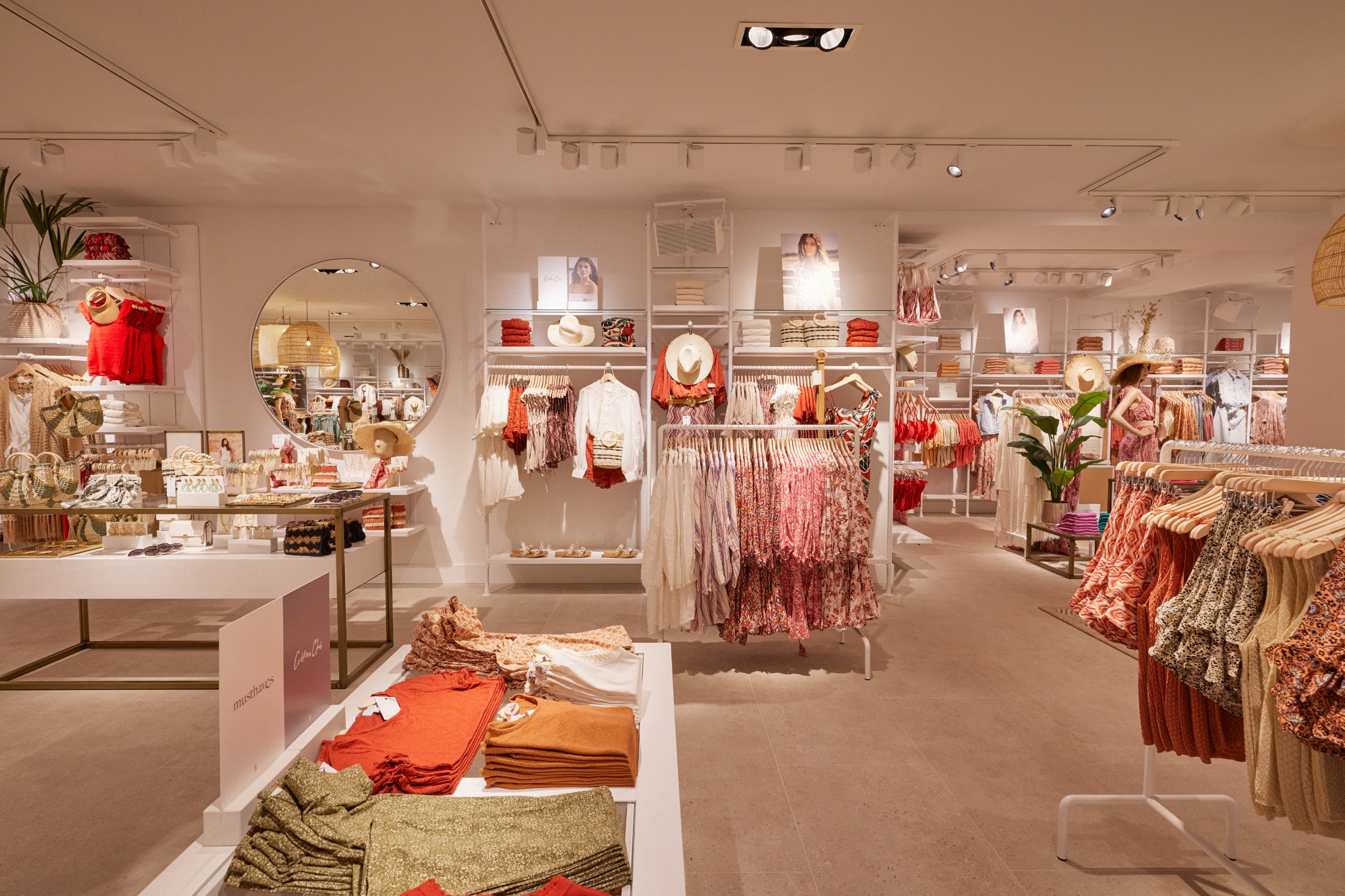 Winkels & openingstijden Cotton Club